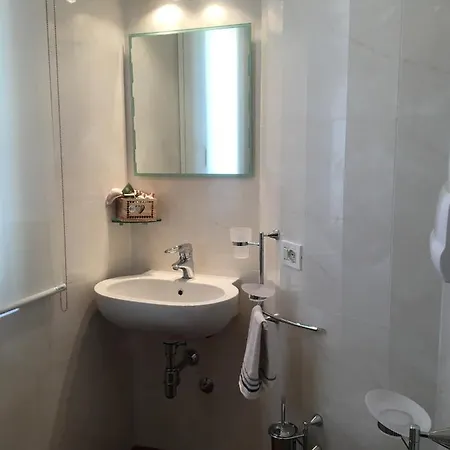 Гостьовий будинок Intra Ольбія