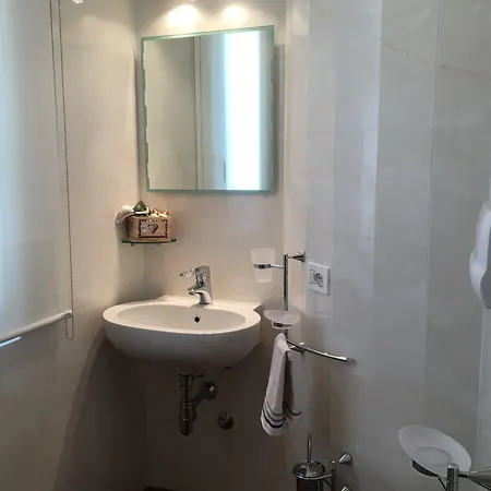 Intra 3* Ольбія