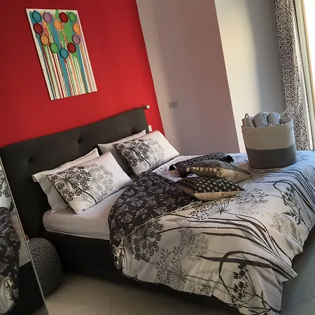 Гостьовий будинок Intra 3*