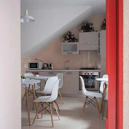 Konukevi Intra Olbia