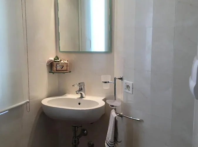 בית הארחה Intra אולביה